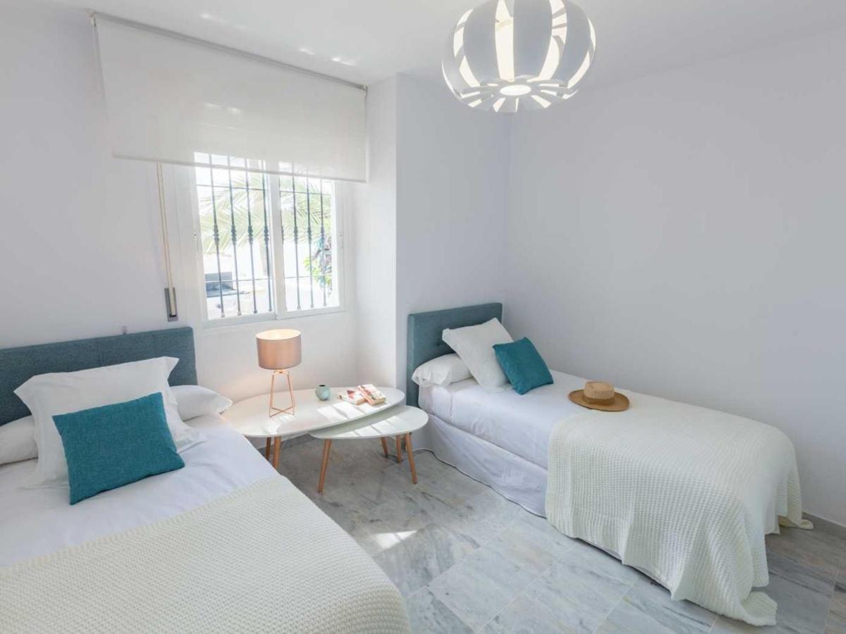 Vacation Marbella I Los Naranjos, Exquisite Penthouse Suite With Rooftop Terrace Exterior photo